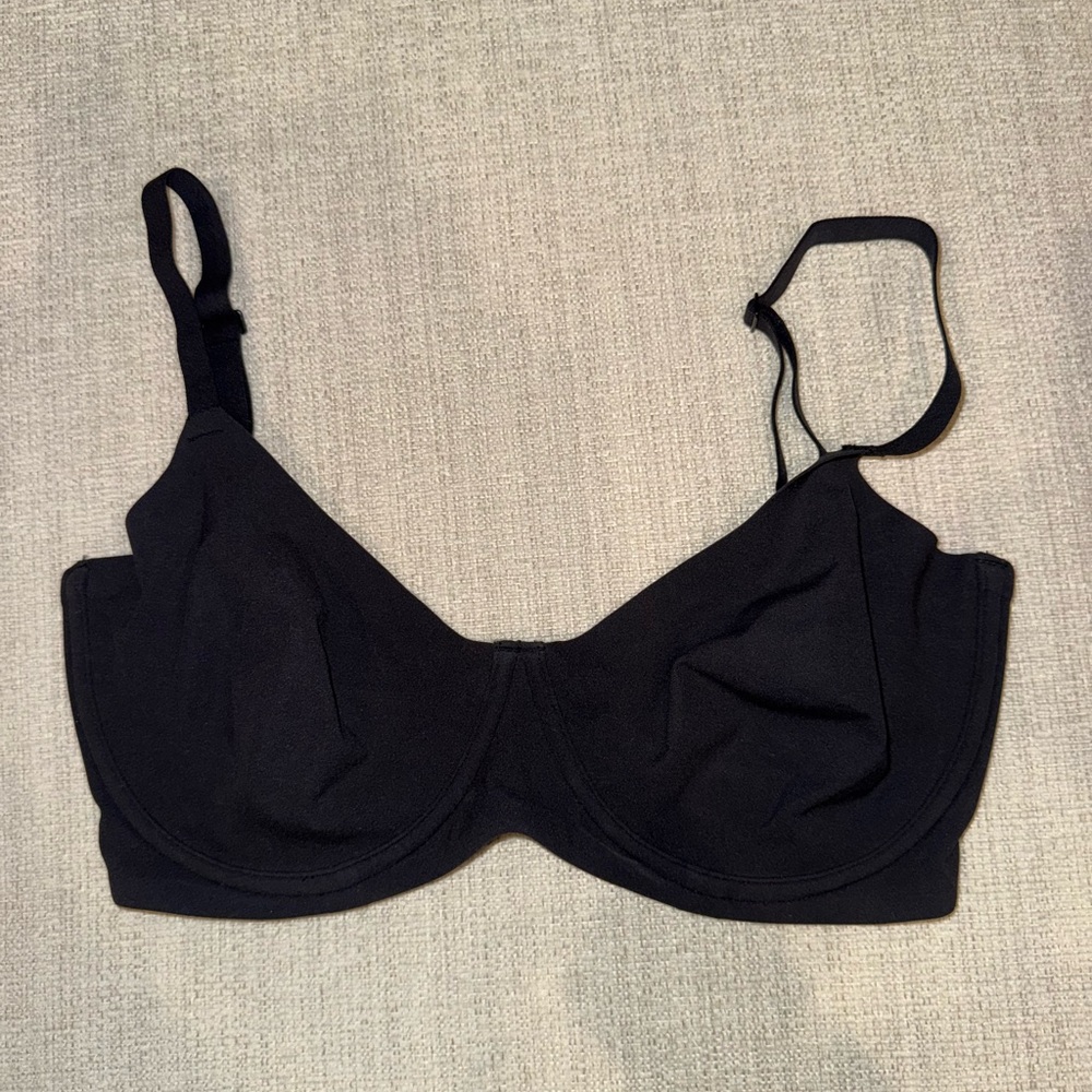 SKIMS Fits Everybody Unlined Demi Bra